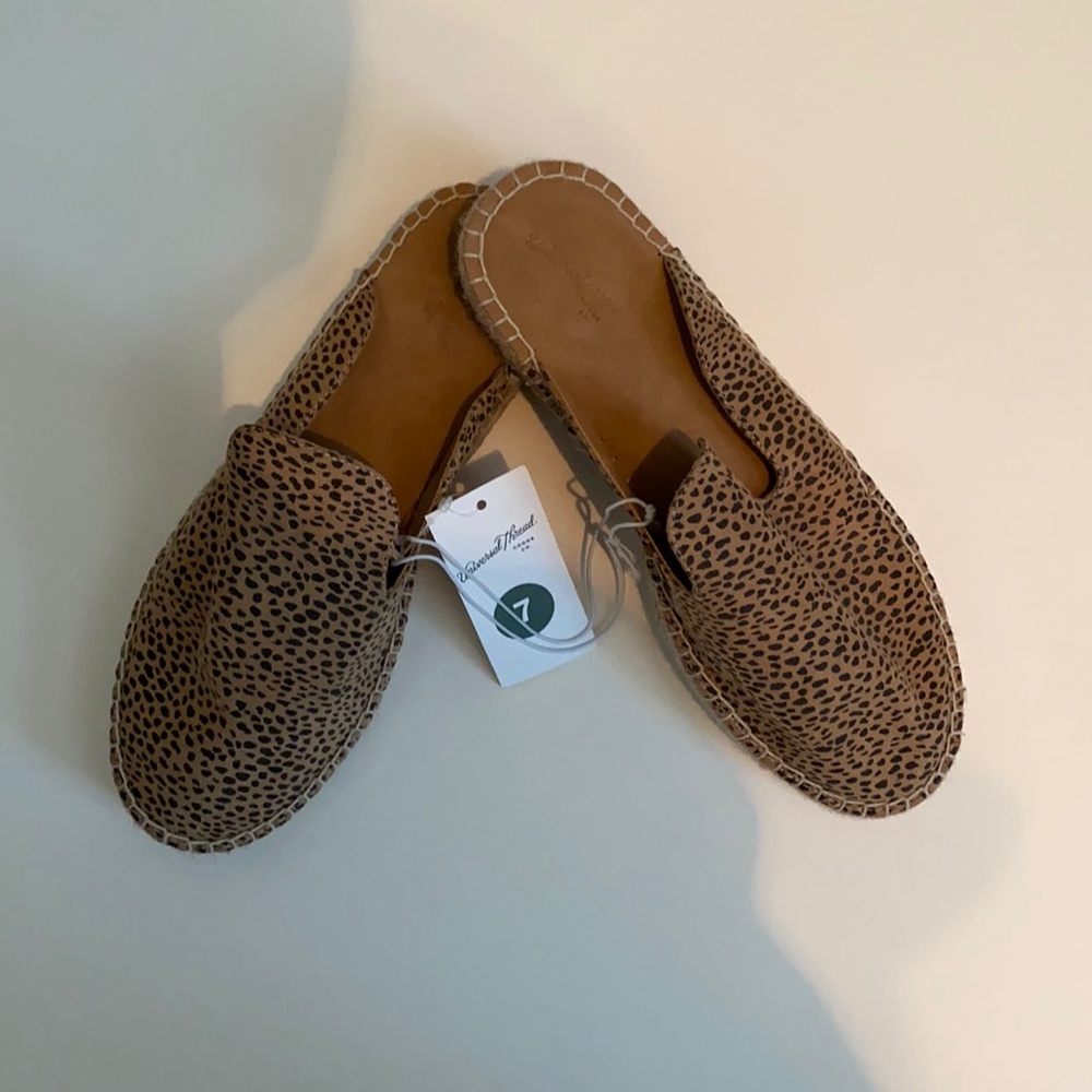 Universal Thread mules